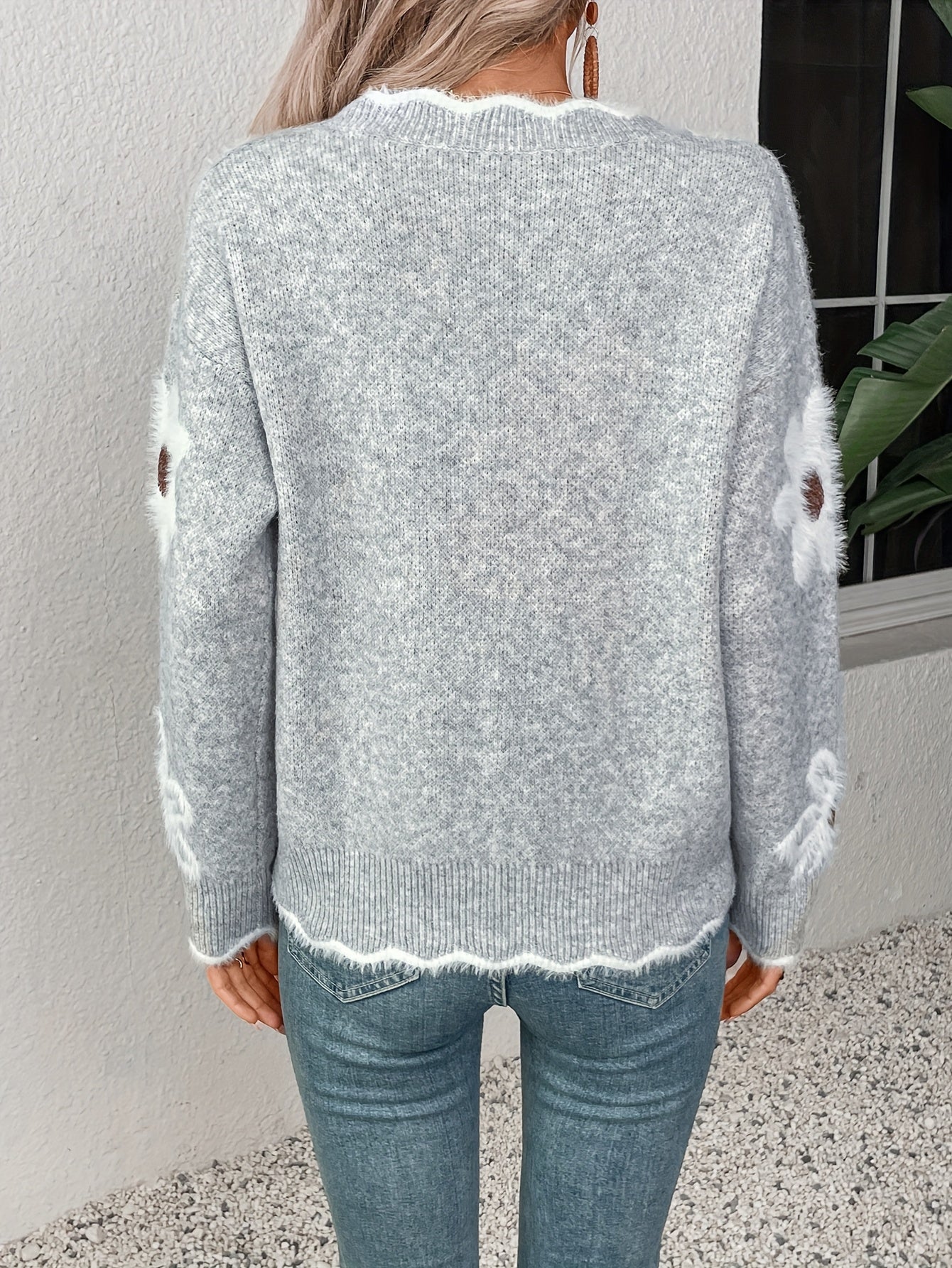 Veloura Bloom™ Floral Knit Pullover Sweater
