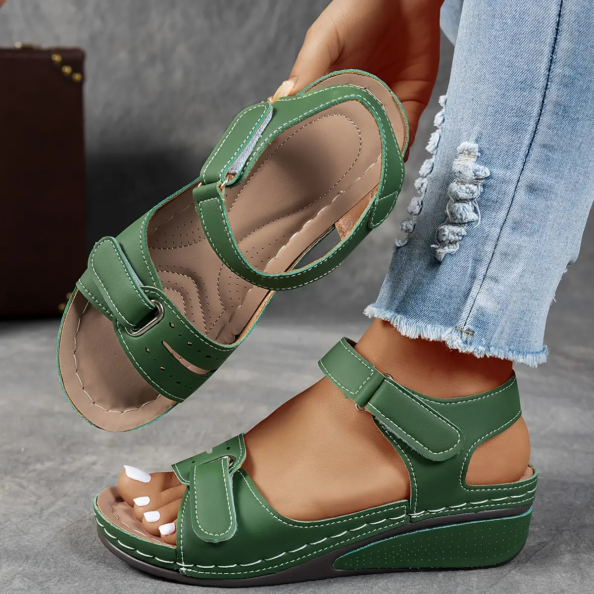 CloudEase™ Lightweight Comfort Sandals