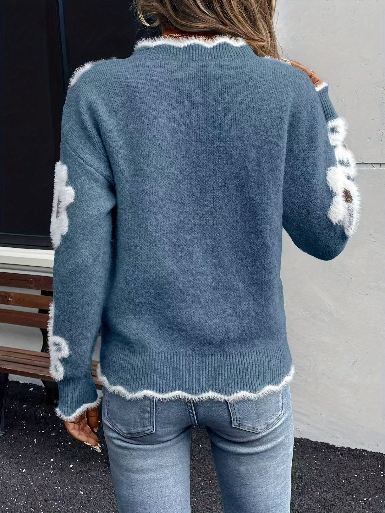 Veloura Bloom™ Floral Knit Pullover Sweater