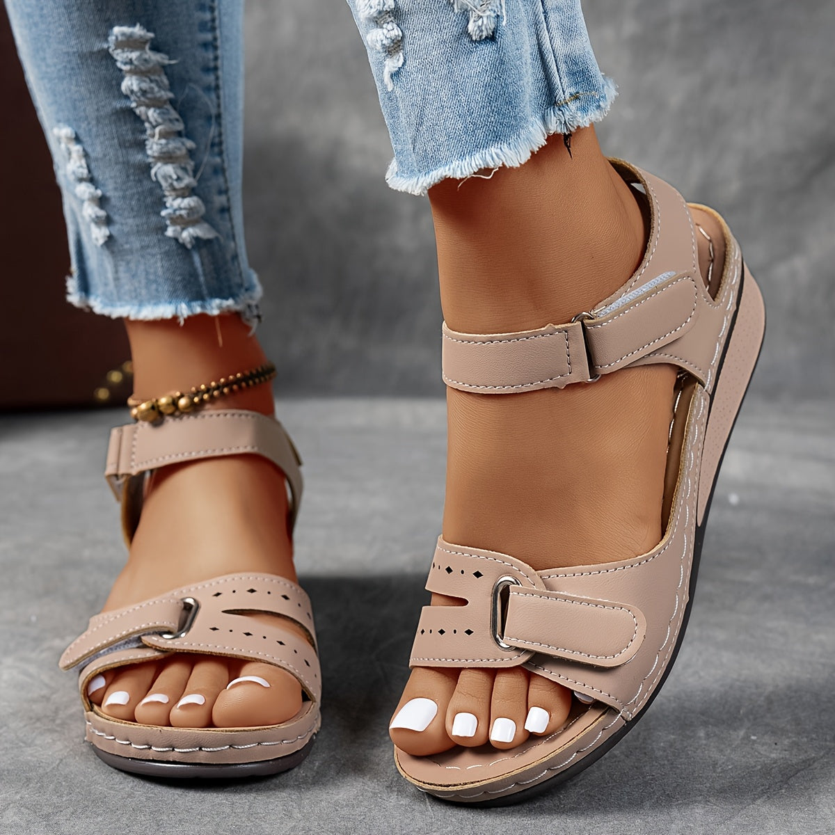 CloudEase™ Lightweight Comfort Sandals